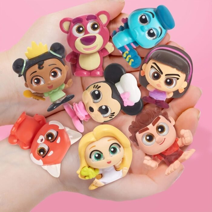 JUST PLAY: DISNEY DOORABLES - Multi Peek Serie 8 - Pack de 5 a 7 figuras V2